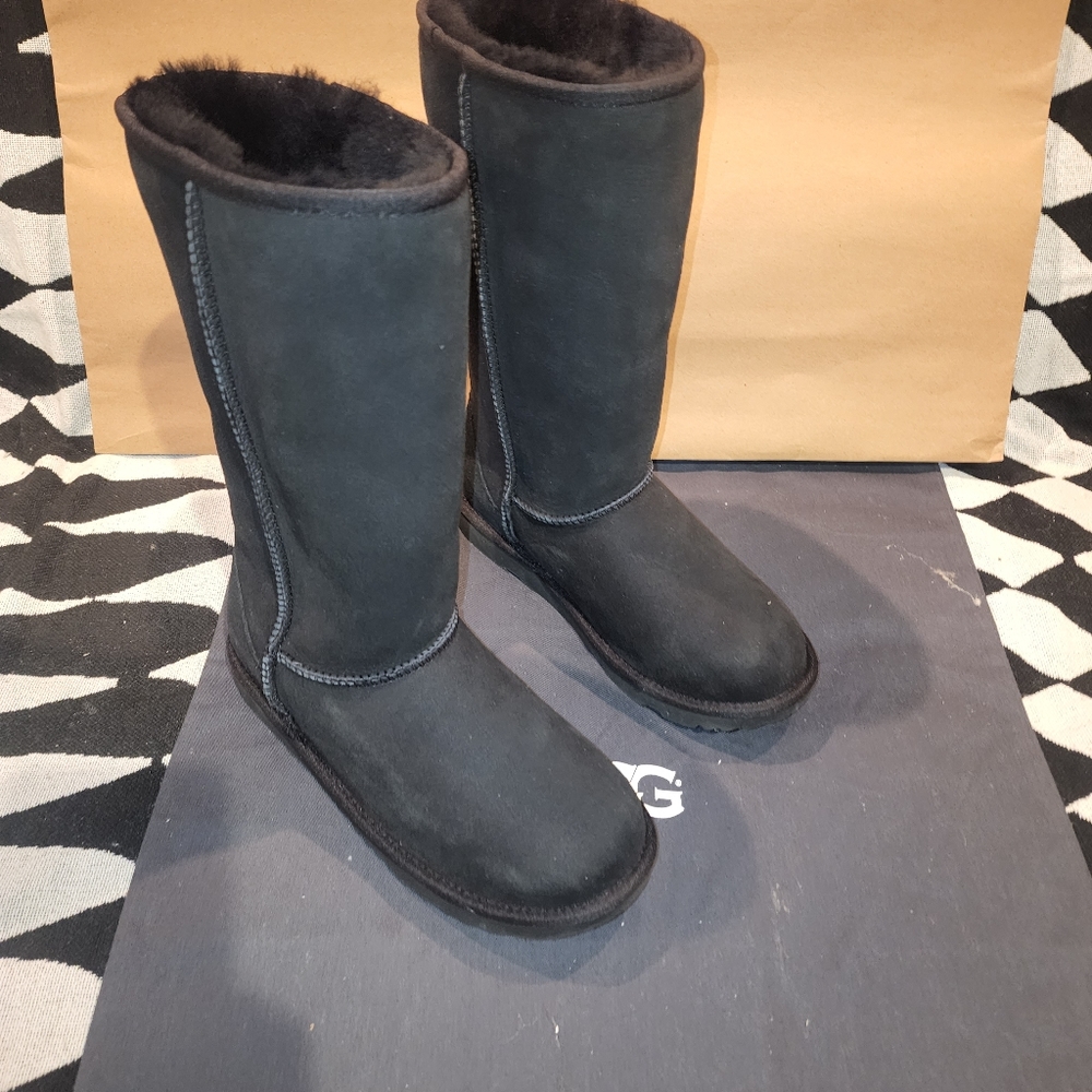 Water resistant boot - Picture 8 of 11